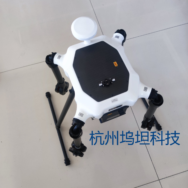 無人機折疊狀態(tài) - 帶水印.jpg